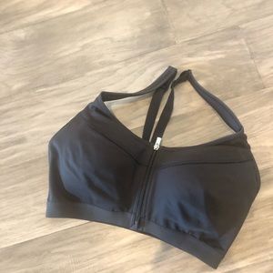 Victoria Secret Sports Bra 34D